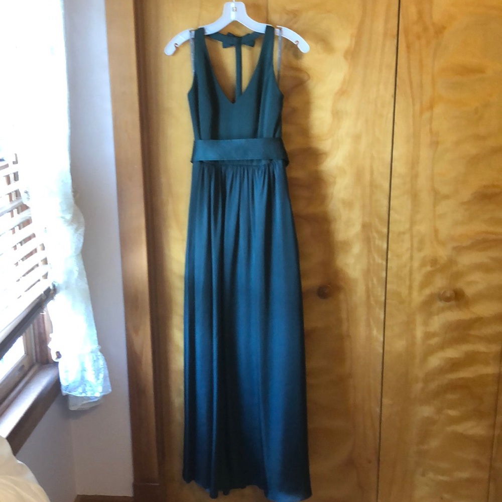 Vera Wang Dark Green sz 4 Bridesmaids Gown